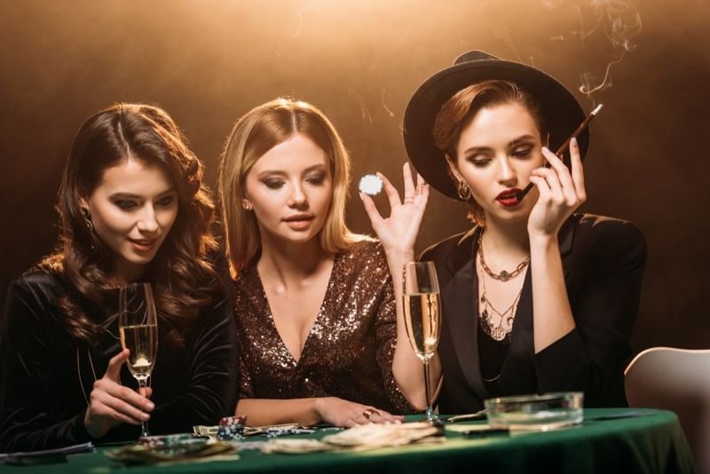 Bingo chơi trực tuyến với giao diện bóng đá sôi động tại thu5